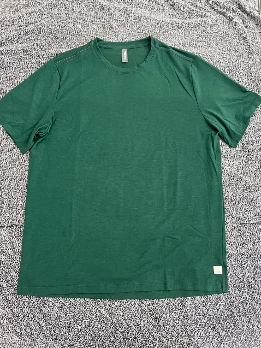 Vuori Men's Dark Green Crew Tee